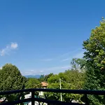 Adua * Vezzo
