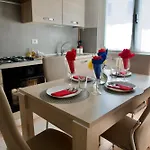 Adua * Vezzo