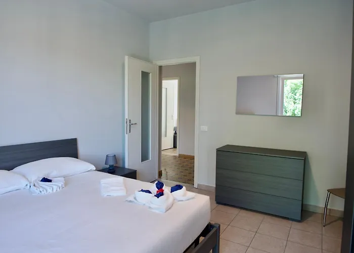 Adua Appartamento Vezzo